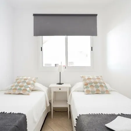 Primera Linea De Mar ! Fantastico Appartement *